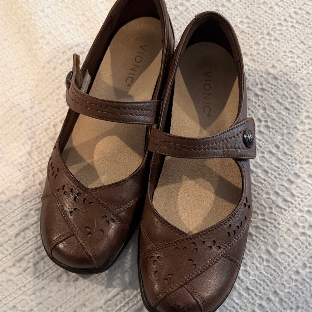 Vionic Chocolate Mary Jane Flats